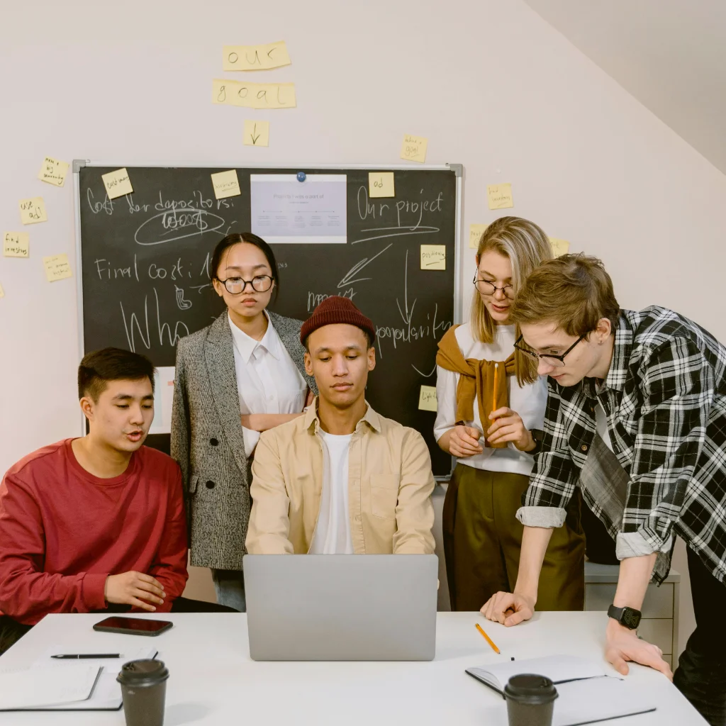 Sesión de trabajo con un equipo directivo